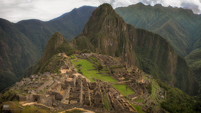 people are getting naked at Machu Picchu